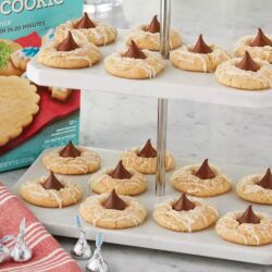 Socola Kisses Noel Hershey's Kisses Chocolate Santa Hat 1.47kg 10 socola kisses noel hersheys kisses chocolate santa hat 1 47kg 51023 kd