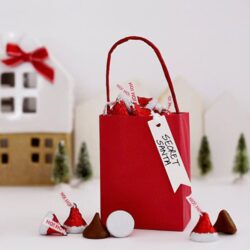 Socola Kisses Noel Hershey's Kisses Chocolate Santa Hat 1.47kg 11 socola kisses noel hersheys kisses chocolate santa hat 1 47kg ka