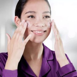Kem dưỡng ẩm da mặt Cetaphil DermaControl Oil Absorbing Moisturizer SPF30 118ml 9 sua duong the cetaphil pro oily skin oil absorbing moisturizer 118ml dermacontrol kd