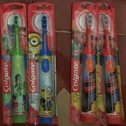 Bàn chải đánh răng trẻ em Colgate Blaze dùng pin (Đỏ) 5 ban chai danh rang tre em colgate blaze dung pin do kl