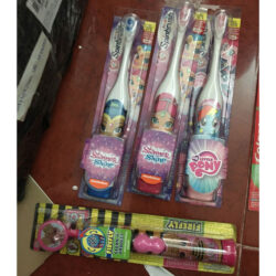 Bàn chải đánh răng trẻ em Kid’s Spinbrush Pony dùng pin 9 ban chai danh rang tre em kids spinbrush shimmer and shine dung pin hong kc