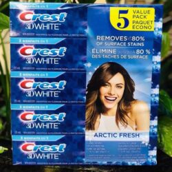 Kem đánh răng Crest 3D White Arctic Fresh 135ml (Lốc 5 cây) 9 kem danh rang crest 3d white arctic fresh 135ml loc 5 cay ka