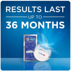 Miếng dán kèm máy chiếu làm trắng răng Crest 3D White 20 Whitestrips & 1 Light 9 mieng dan trang rang crest 3d white whitestrips light 20 mieng kem dung cu ho tro dan kc