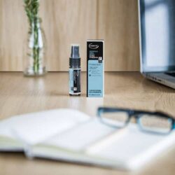 chai xit keo ong giam viem hong ho comvita propolis oral spray 20ml kc