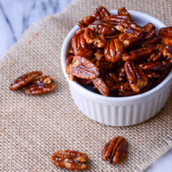 Hat ho dao phu duong Kirkland Signature Praline Pacans 1 13kg2