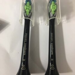Đầu bàn chải thay thế Philips Sonicare W DiamondClean 2 cái (Black) 17 dau ban chai thay the philips sonicare diamondclean w 2 cai kc
