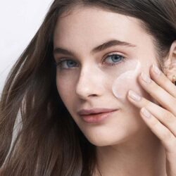 Kem dưỡng Olay Regenerist Micro-Sculpting Cream Hydrating Moisturizer 48g (Không mùi) 9 mat na ngu olay mask duong am olay overnight gel mask hydrating 50ml ke