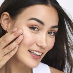 Mặt nạ ngủ Olay Mask dưỡng sáng da Olay Overnight Gel Mask Brightening 50ml 12 mat na ngu olay mask duong sang da olay overnight gel mask brightening 50ml kb