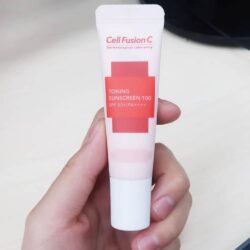 kem chong nang lam sang da cell fusion c toning sunscreen spf50 10ml hong kne