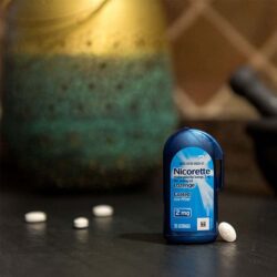 keo ngam cai thuoc la nicorette lozenge ice mint 2mg 120 vien ke