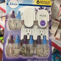 Phích cắm điện khuyếch tán tinh dầu Febreze Plug Air Freshener 2 máy + 4 tinh dầu Lavender 10 phich cam dien khuyech tan tinh dau febreze plug air freshener 2 may 4 tinh dau lavender ke