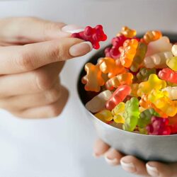 Kẹo dẻo gấu trái cây Black Forest Gummy Bears 1.02kg (24 gói nhỏ) 12 keo deo gau trai cay black forest gummy bears 1 02kg 24 goi nho kc