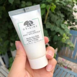 sua rua mat origins checks and balances frothy face wash 30ml kd
