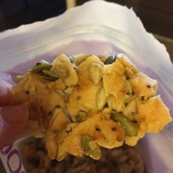 banh dua phu cac loai hat inno foods organic coconut clusters with super seeds 510g kd