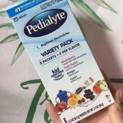 Bột điện giải bù nước cho bé Pedialyte Electrolyte Powder 8.5g x 8 gói (4 vị) 16 bot dien giai bu nuoc cho be pedialyte electrolyte powder 8 5g x 8 goi 4 vi kf