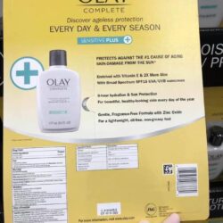 Kem dưỡng ẩm chống nắng Olay Complete Sensitive Plus SPF15 177ml x2 chai 8 kem duong am chong nang olay complete sensitive plus spf15 177ml x2 chai kb