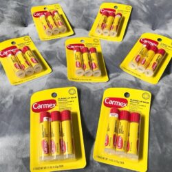 Son dưỡng môi Carmex Classic Lip Balm 4.25g x 3 thỏi 14 son duong moi carmex classic lip balm 4 25g x 3 thoi kd