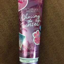 Sữa dưỡng thể Victoria’s Secret Chasing The Sunset Fragrance Lotion 236ml 4 sua duong the victorias secret chasing the sunset fragrance lotion 236ml ka