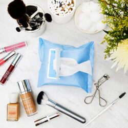 Khăn giấy ướt tẩy trang Neutrogena Makeup Remover 120 tờ 12 khan giay uot tay trang neutrogena makeup remover 120 to ke