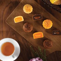 banh trung thu lava trung chay mx lava quartet 2020 hop 8 banh x45g 2022 kb