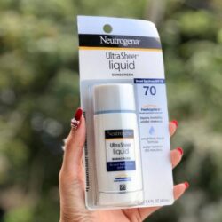 Kem chống nắng Neutrogena Ultra Sheer Liquid Sunscreen SPF70 40ml 10 kem chong nang neutrogena ultra sheer liquid sunscreen spf70 40ml kc