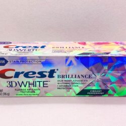 Kem đánh răng Crest 3D White Brilliance Toothpaste 116g (Vibrant Peppermint) 13 kem danh rang crest 3d white brilliance advanced freshness 116g knd