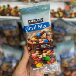 Hạt hỗn hợp Kirkland Signature Trail Mix Snack Packs 57g x 28 gói 9 hat hon hop kirkland signature trail mix snack packs 57g x 28 goi ka