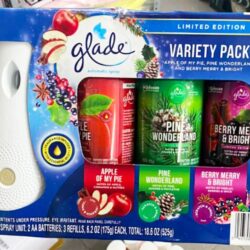 Set máy xịt thơm phòng tự động Glade chạy pin + 3 chai tinh dầu (Apple+ Pine+Berry) 4 set may xit thom phong tu dong glade chay pin 3 chai tinh dau apple pine berry ka