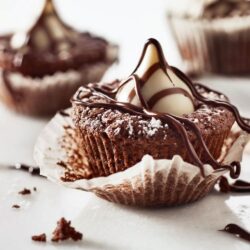 Socola sữa nhân socola Hershey's Kisses Hugs Milk Chocolate & White Creme Holiday 311g 13 socola sua nhan socola hersheys kisses hugs milk chocolate white creme holiday 311g kd