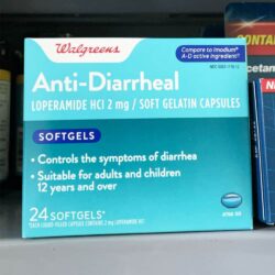 Viên uống giảm tiêu chảy Walgreens Anti-Diarrheal 24 Softgels 6 vien uong giam tieu chay walgreens anti diarrheal 24 softgels kb