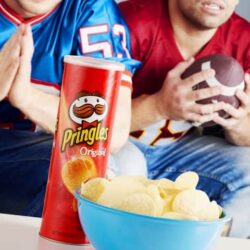 Bánh snack khoai tây Pringles Original 149g x 14 lon (vị truyền thống) 16 banh snack khoai tay pringles original 149g x 14 lon vi truyen thong kb