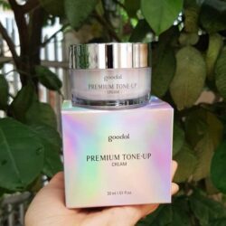 kem duong lam mo vet tham tu tinh chat oc sen goodal premium snail tone up cream 30ml kb