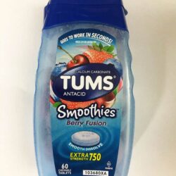 Kẹo ngậm giảm đầy hơi khó tiêu Tums Smoothies Berry Fusion 60 viên 6 keo ngam giam day hoi kho tieu tums smoothies berry fusion 60 vien kc