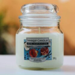 Nến thơm Yankee Candle Pomegranate Coconut 340g 6 nen thom yankee candle pomegranate coconut 340g ka
