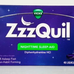 vien uong ho tro giac ngu ban dem vicks nyquil zzzquil nighttime sleep aid 48 vien knb