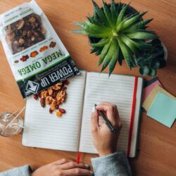 hat trai cay say tong hop gourmet nut power up trail mix 737g ka