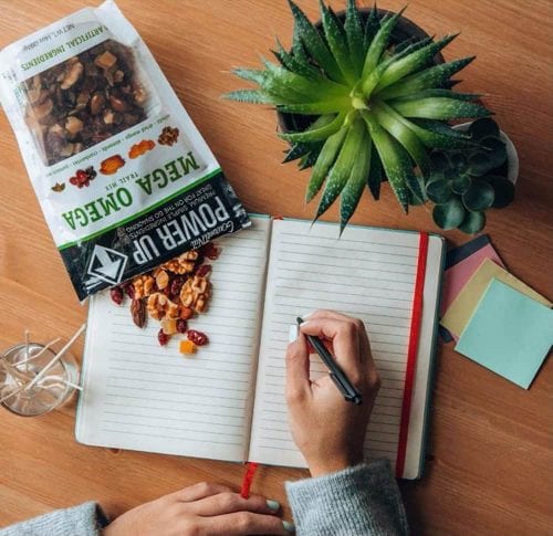 hat trai cay say tong hop gourmet nut power up trail mix 737g ka