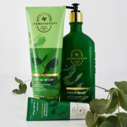 Kem dưỡng thể Bath & Body Works Aromatherapy Stress Relief Moisturizing Cream Lotion 226g 12 kem duong the bath body works aromatherapy stress relief moisturizing cream lotion 226g 31023 ke