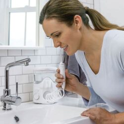 may tam nuoc waterpik ultra water flosser trang kg