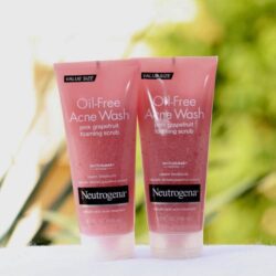 Sữa rửa mặt ngừa mụn từ bưởi hồng Neutrogena Oil-Free Acne Wash 198ml 6 sua rua mat ngua mun tu buoi hong neutrogena oil free acne wash 198ml ka