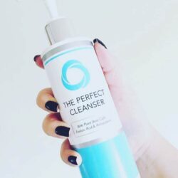 Sữa rửa mặt phục hồi da The Perfect Cleanser 237ml 8 sua rua mat phuc hoi da the perfect cleanser 237ml kc