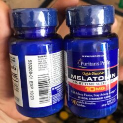 Viên uống giúp ngủ ngon Puritan’s Pride Quick Dissolve Melatonin 10mg 90 Tablets 7 vien uong giup ngu ngon puritans pride quick dissolve melatonin 10mg 90 tablets ka