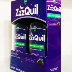 Siro hỗ trợ giấc ngủ ban đêm Vicks Nyquil ZzzQuil Nighttime Sleep Aid 354ml x2 (Warming Berry) 13 siro ho tro giac ngu ban dem vicks nyquil zzzquil nighttime sleep aid 354ml x2 warming berry kna