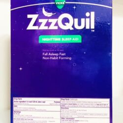 Siro hỗ trợ giấc ngủ ban đêm Vicks Nyquil ZzzQuil Nighttime Sleep Aid 354ml x2 (Warming Berry) 14 siro ho tro giac ngu ban dem vicks nyquil zzzquil nighttime sleep aid 354ml x2 warming berry knb