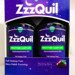 Siro hỗ trợ giấc ngủ ban đêm Vicks Nyquil ZzzQuil Nighttime Sleep Aid 354ml x2 (Warming Berry) 11 siro ho tro giac ngu ban dem vicks nyquil zzzquil nighttime sleep aid 354ml x2 warming berry knc