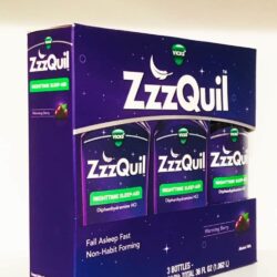Siro hỗ trợ giấc ngủ ban đêm Vicks Nyquil ZzzQuil Nighttime Sleep Aid 354ml x3 (Warming Berry) 12 siro ho tro giac ngu ban dem vicks nyquil zzzquil nighttime sleep aid 354ml x3 warming berry knd