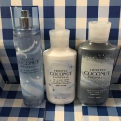 Sữa tắm Bath & Body Works Shower Gel Frosted Coconut Snowball 295ml 8 sua tam bath body works shower gel frosted coconut snowball 295ml kb