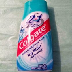 kem danh rang colgate 2 in 1 icy blast whitening liquid gel 130g kc