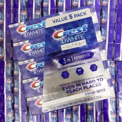 Kem đánh răng Crest 3D White Ultra 3 in 1 Benefits Surface Stain Removal, Vivid Mint 158g x5 6 kem danh rang crest 3d white ultra 3 in 1 benefits surface stain removal vivid mint 158g x5 kb