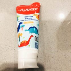 kem danh rang tre em colgate clinically proven 99g dinosaur kc